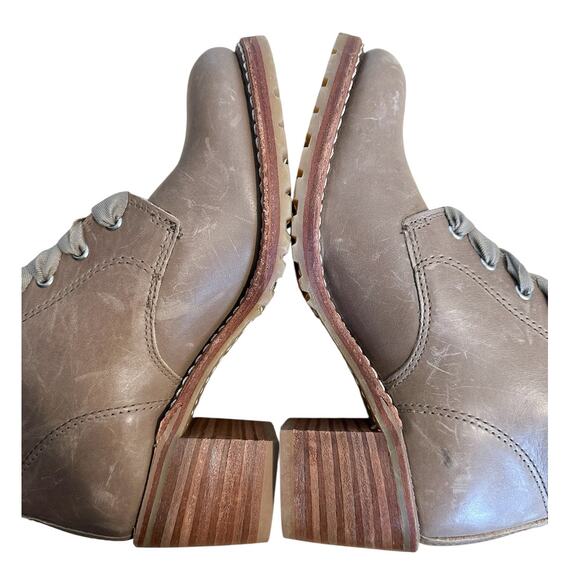 Frye Sabrina Tan Leather Lace Up Boot Size 7.5 - Picture 9 of 12